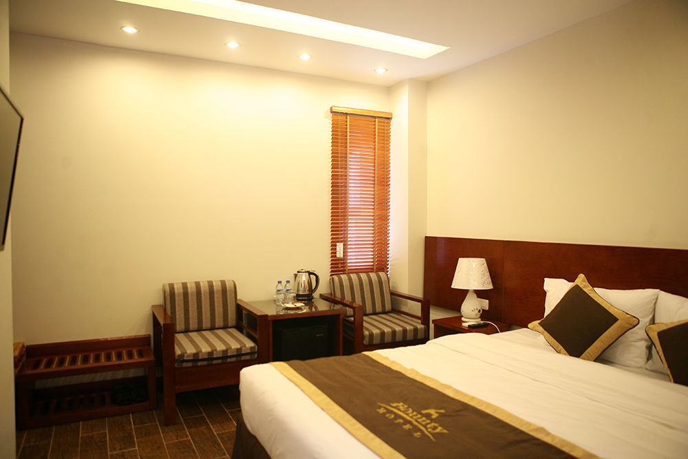Bounty Hotel Hanoi Buitenkant foto