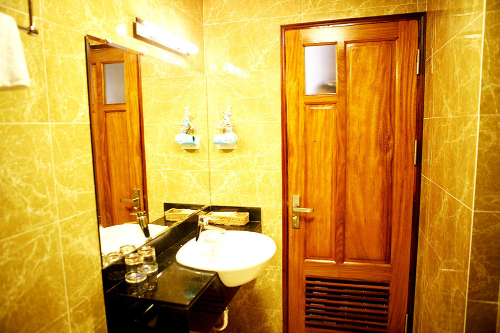 Bounty Hotel Hanoi Buitenkant foto